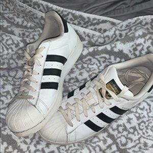 adidas superstars white and black